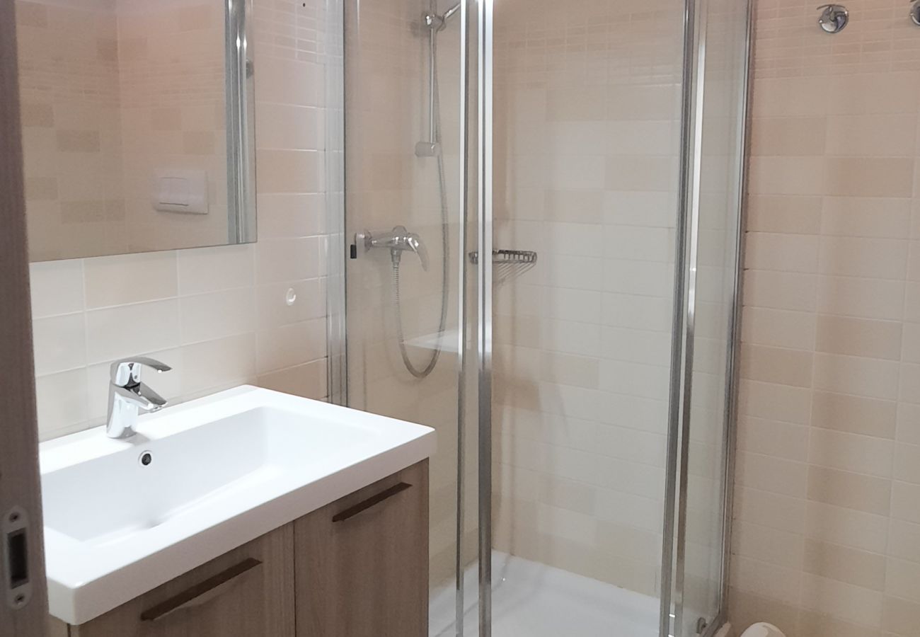 Apartment in Tignale - Appartamento 204 Benaco Apartment in Tignale - Appartamento 204 Benaco