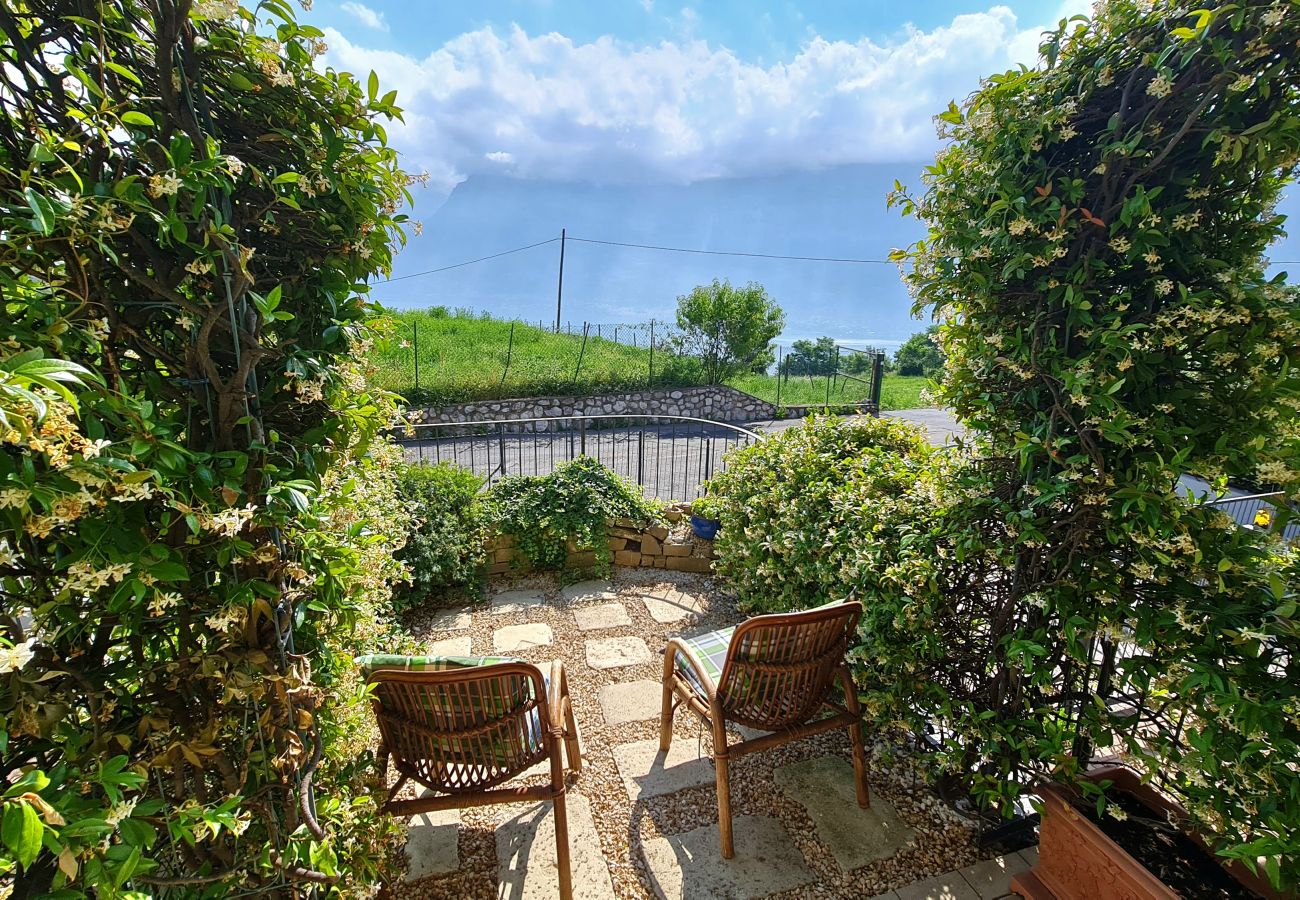 Apartment in Tremosine - Casa MK & MK Ferienwohnung lake view swimming pool